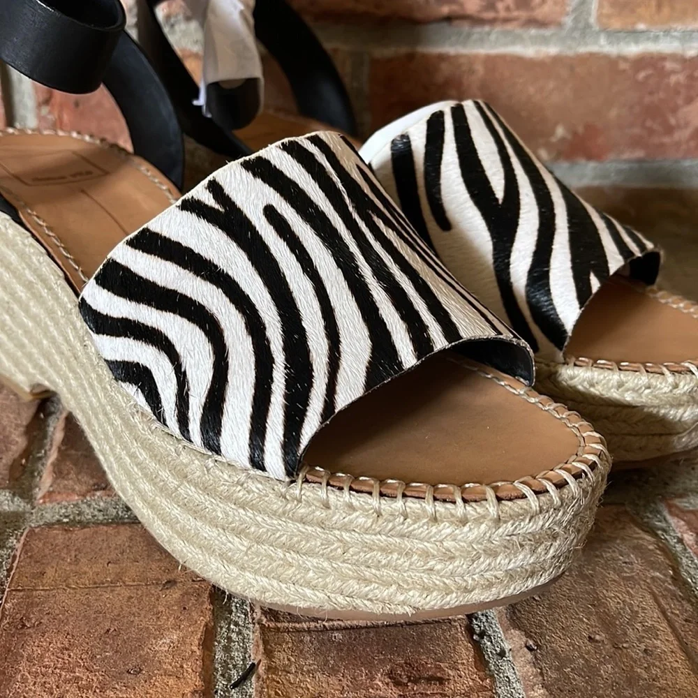 NEW Dolce Vita Lesley Zebra Striped Platform Sandals